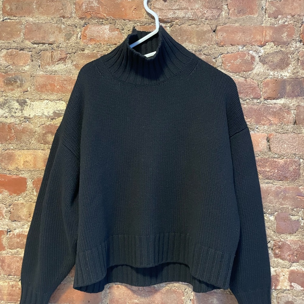 COS CASHMERE MOCK-NECK SWEATER